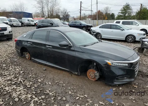 2020 Honda Accord Touring z USA, uszkodzony, nr VIN 1HGCV2F97LA027826